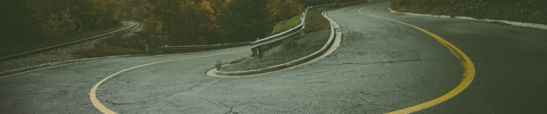 Auto-Elsewhere_Landing Page_1920x400 curved street